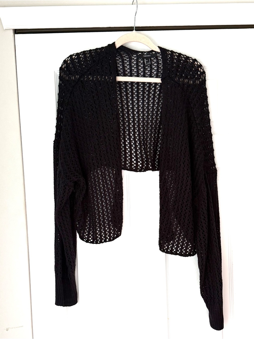 Forever 21 Black Open-Knit Cropped Cardigan